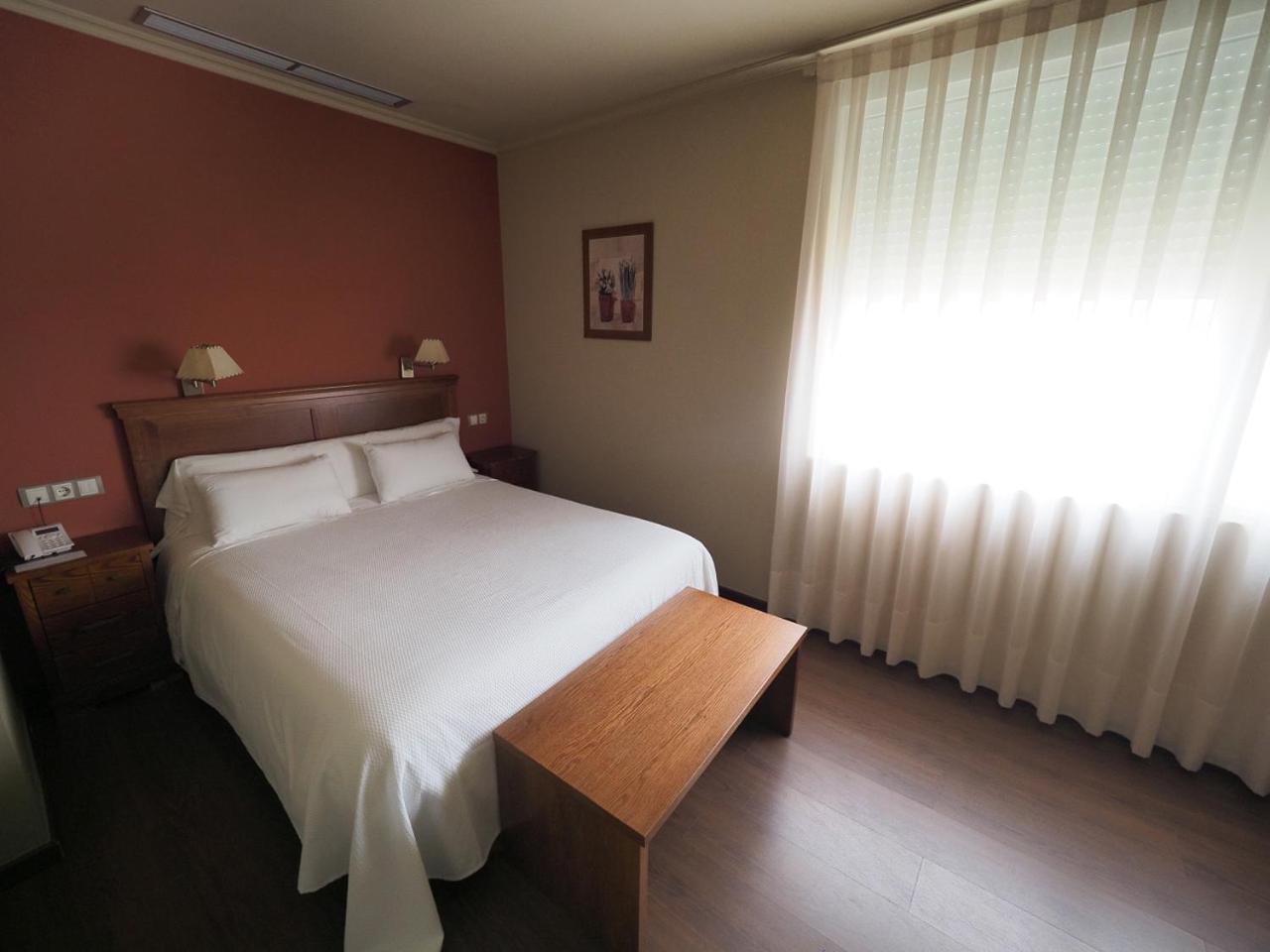 Hotel Eo Ribadeo Esterno foto